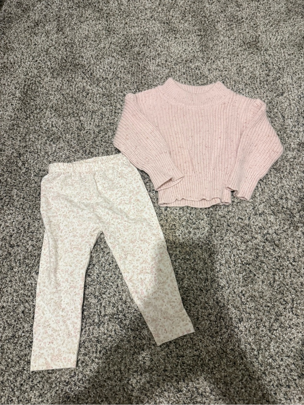Baby girl Pink Knit Sweater & Floral Leggings Set